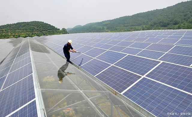 如何利用光伏材料技术降低能源系统的维护成本