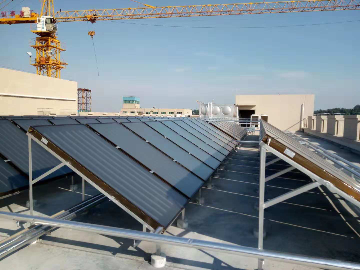 光伏材料热管理系统的散热材料选择有哪些考虑因素 光伏材料热管理系统的散热材料选择有哪些考虑因素