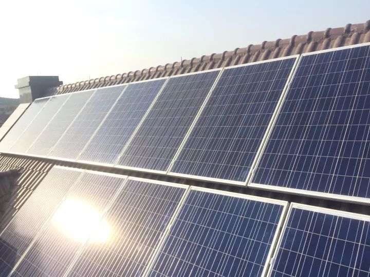 如何提高光伏材料的热传导性能