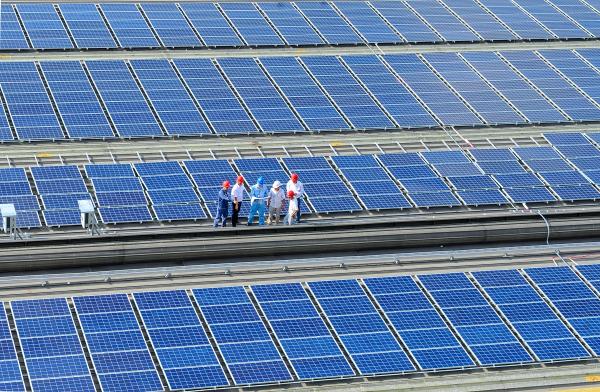 如何利用光伏材料实现建筑的碳中和目标