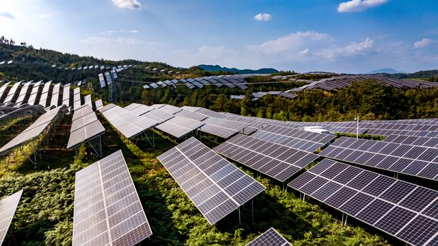 高温环境对光伏材料的长期影响是什么