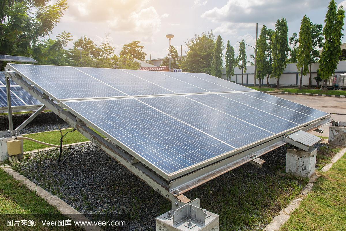 光伏材料在公共建筑项目中的实际应用效果