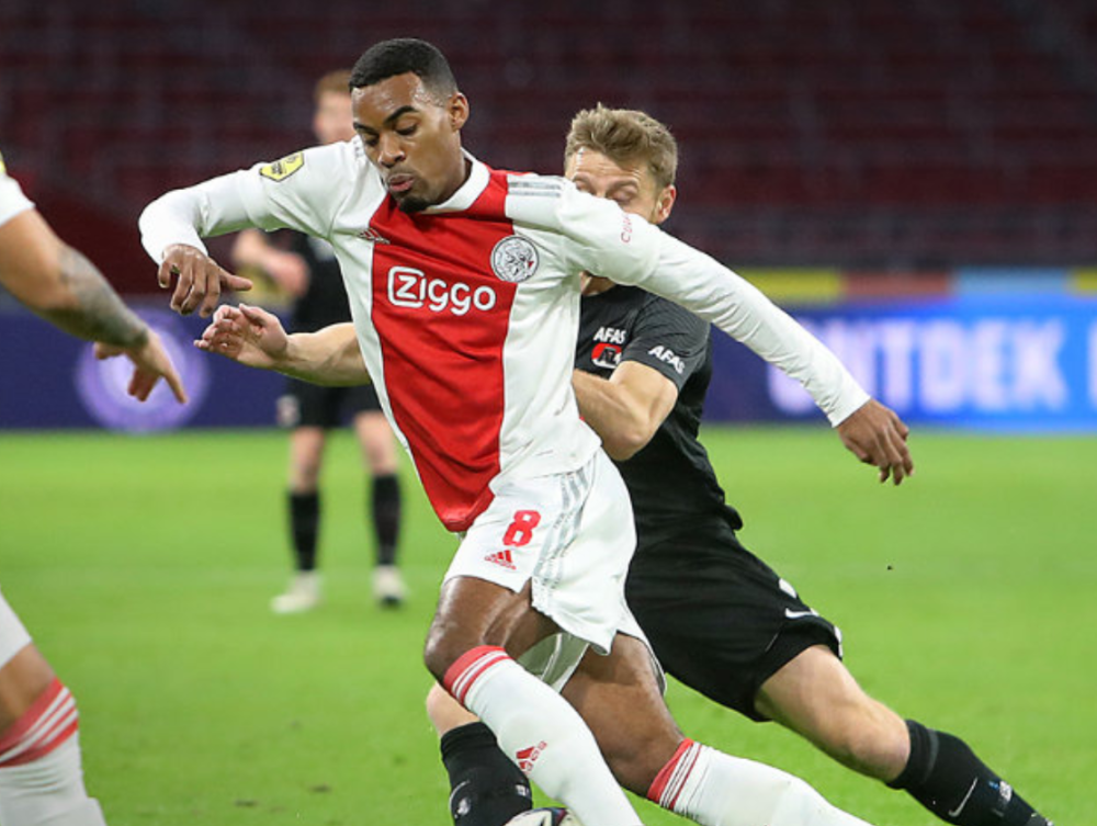 重击豪门！小球队扭转比分晋级