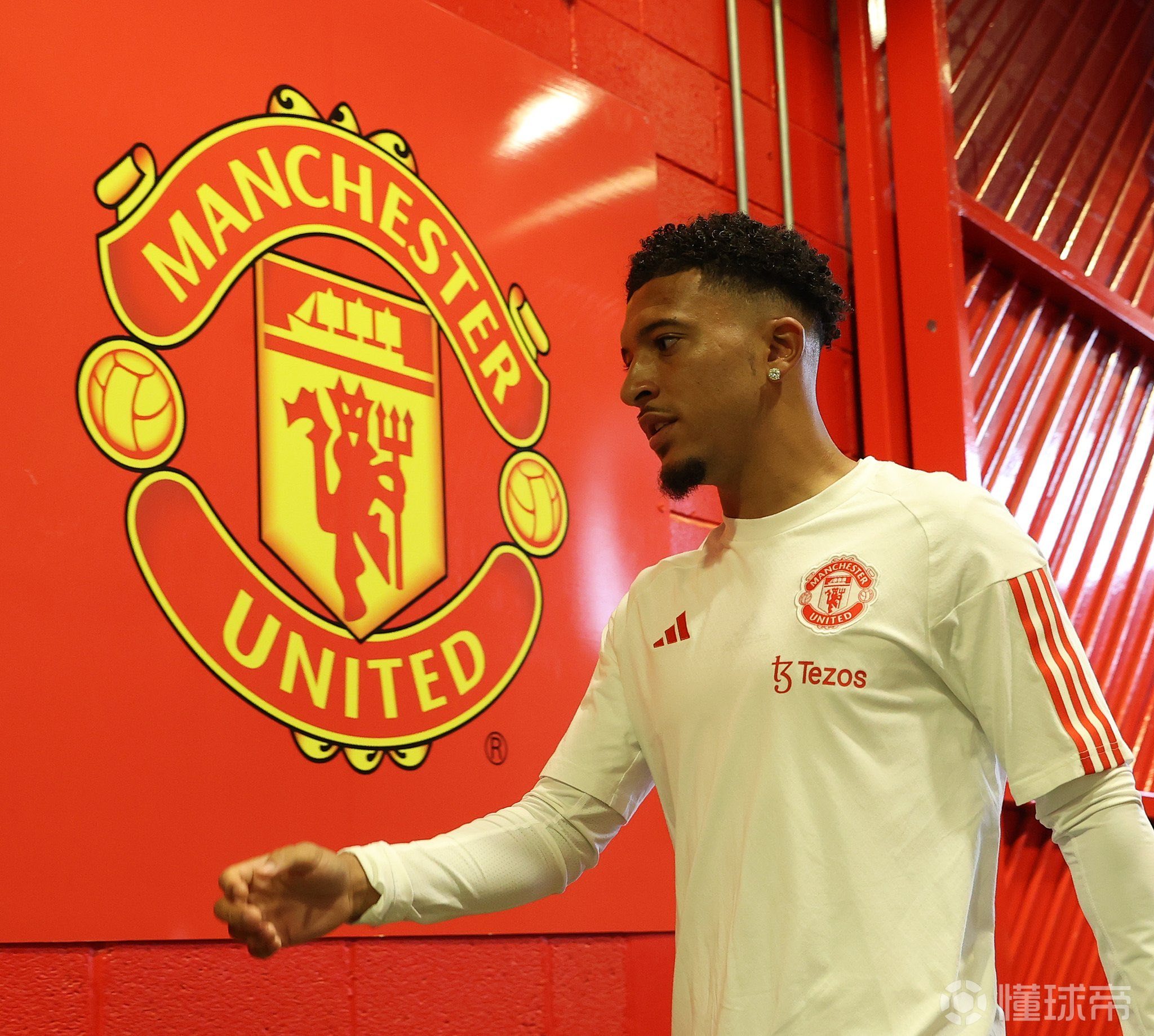 尤文图斯在客场以一球优势小胜法国球队巴黎圣日耳曼 尤文图斯在客场以一球优势小胜法国球队巴黎圣日耳曼