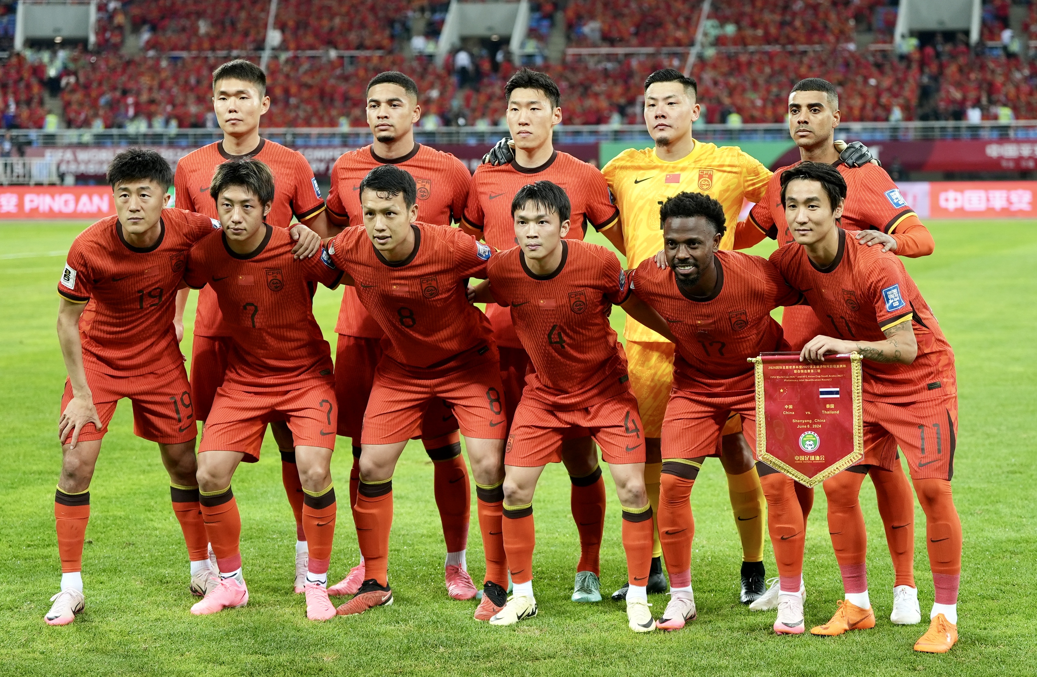 国内足球赛事纷繁复杂，精彩不容错过