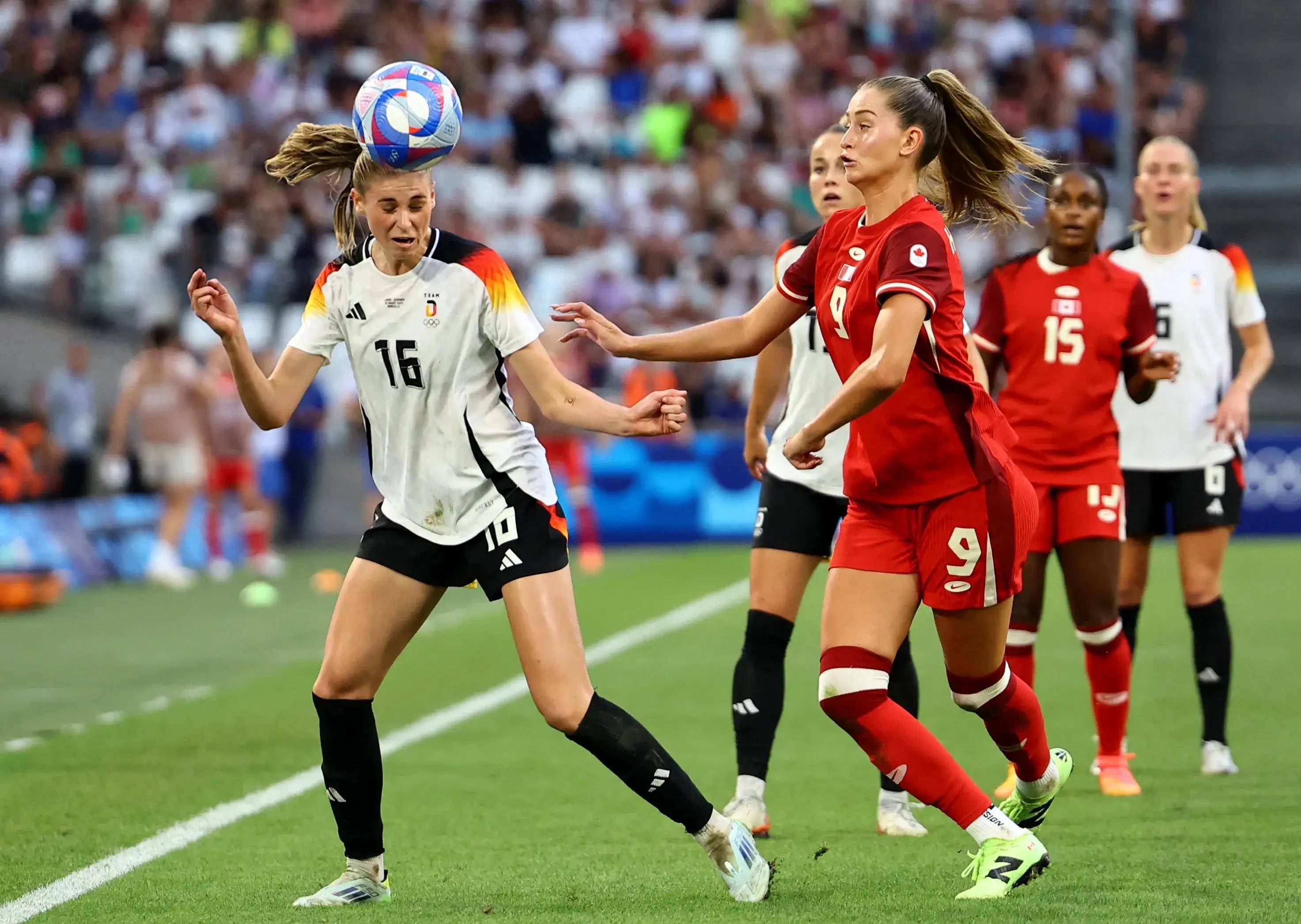 德国女足表现出色晋级八强 德国女足表现出色晋级八强