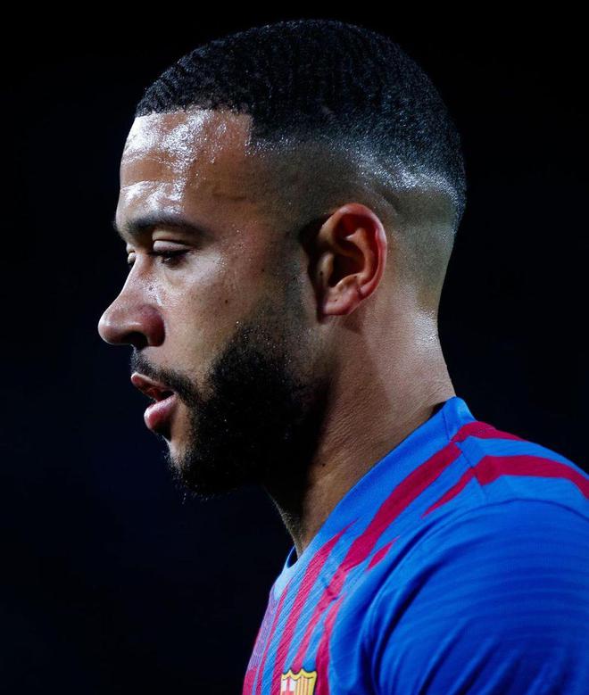 巴萨前锋疲乏不振，球队亟需解决