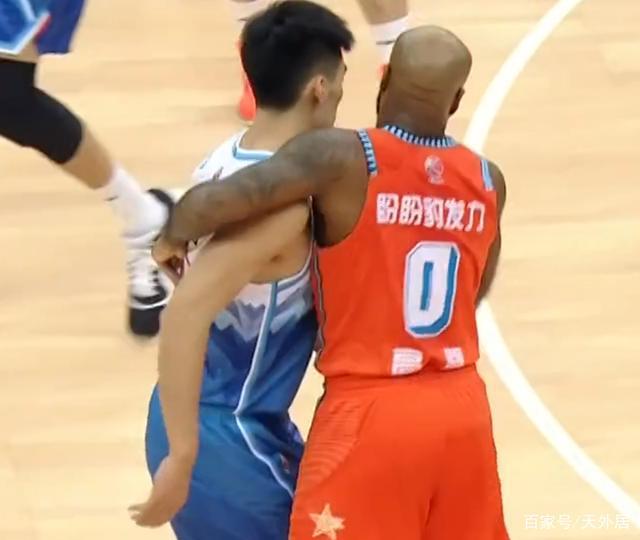 河南建业主场大胜对手，重新找回胜利感觉