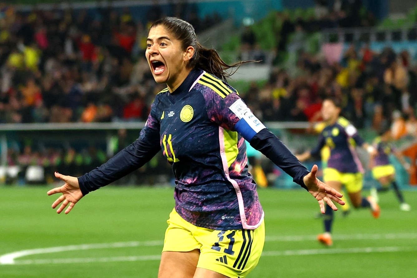 加拿大女足队比轻取牙买加,取得胜利 加拿大女足队比轻取牙买加,取得胜利