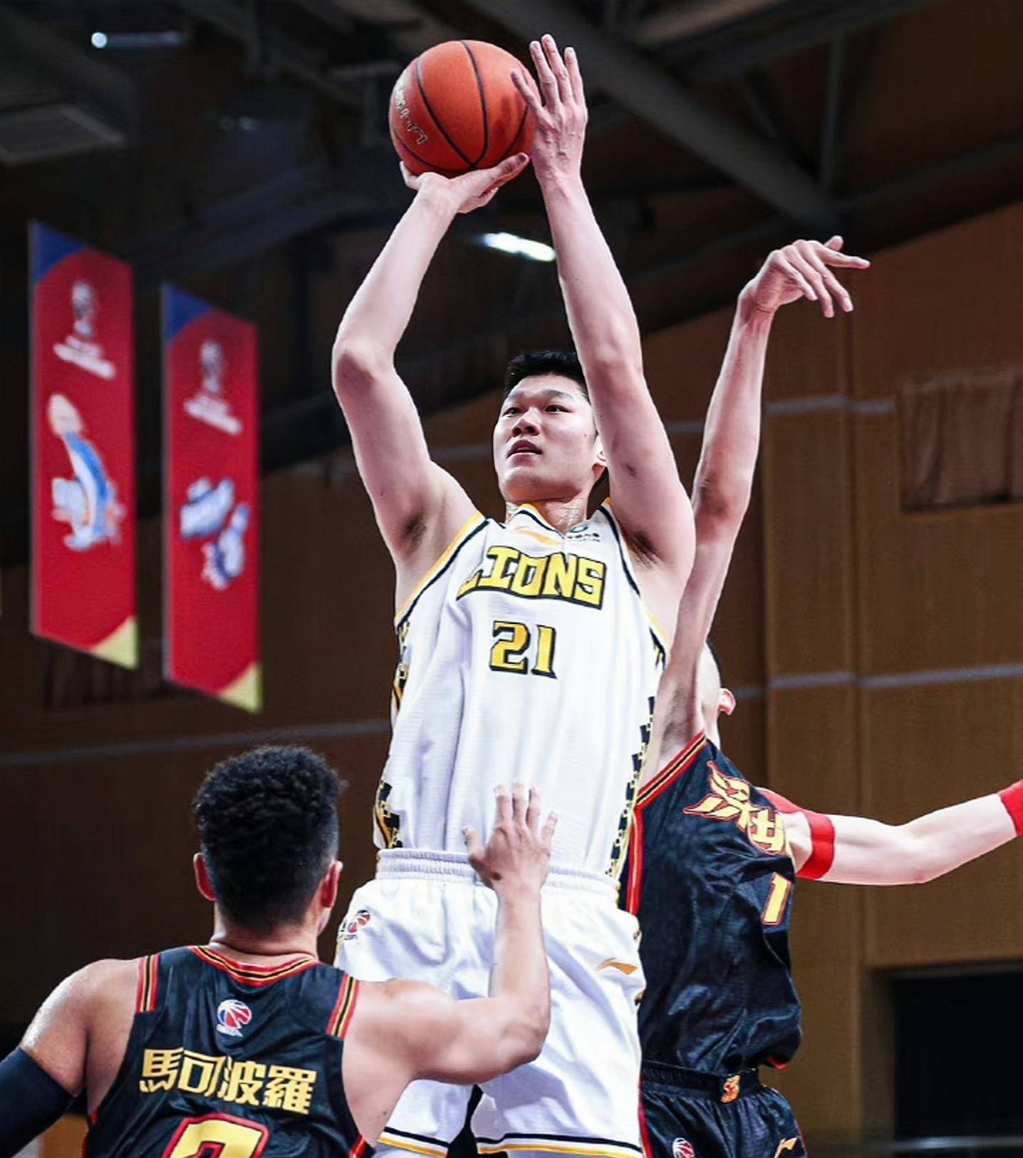 火爆对决!豪强PK上演激烈碰撞 火爆对决!豪强PK上演激烈碰撞